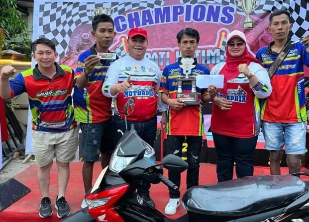 932de54a-c2fe-4749-8197-208dc606638c